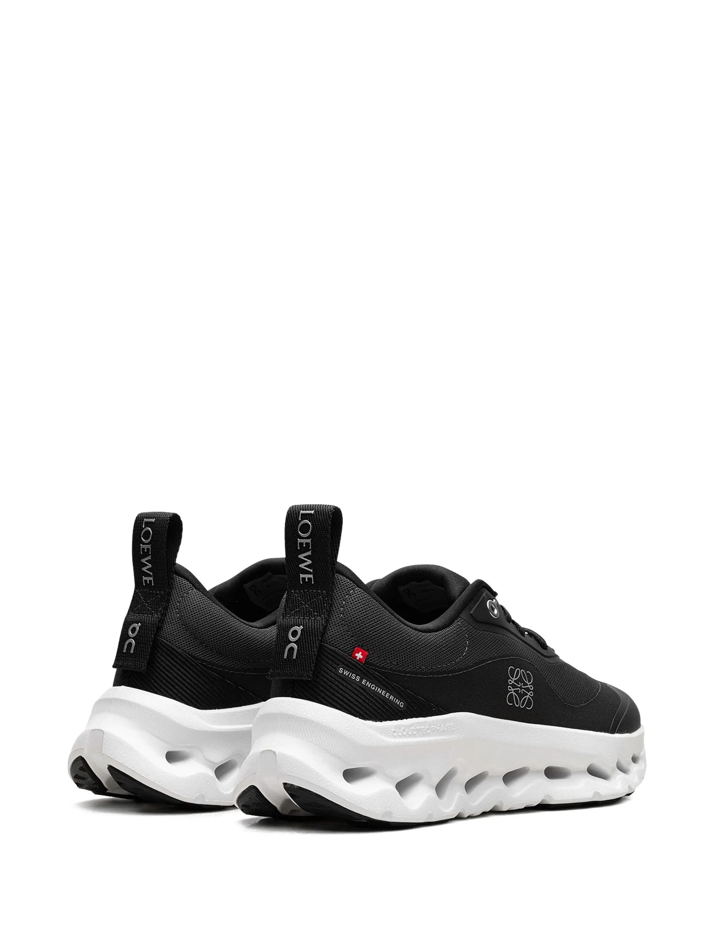Cloud On x Loewe Noir
