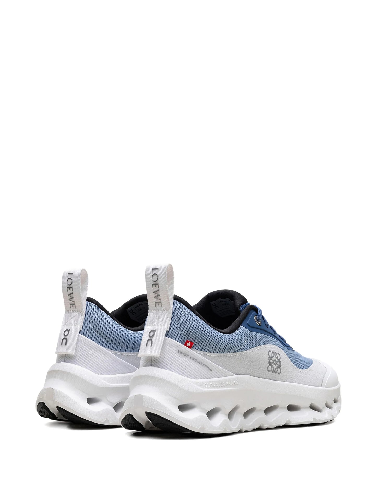 Cloud On x Loewe Bleu