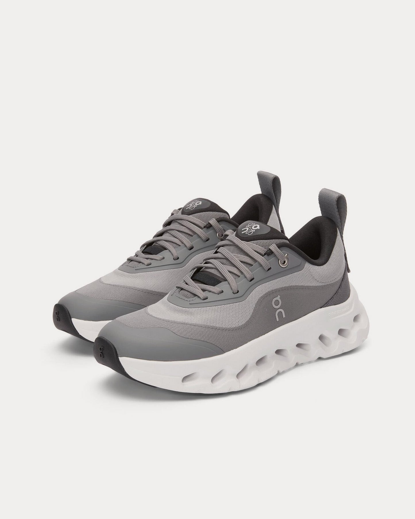 Cloud On x Loewe Gris